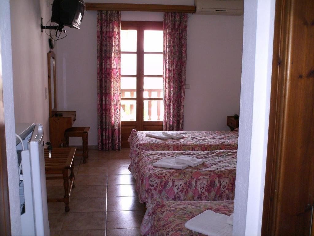 Golden Beach Koukounaries Exterior photo